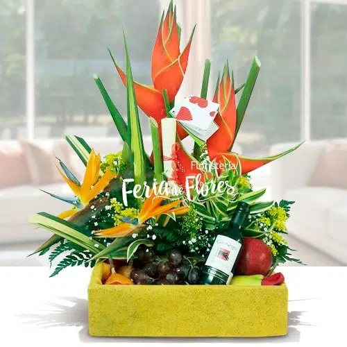 Arreglo Floral con Frutas Platonia